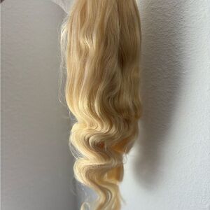 613 Blonde body wave 13x4 wig